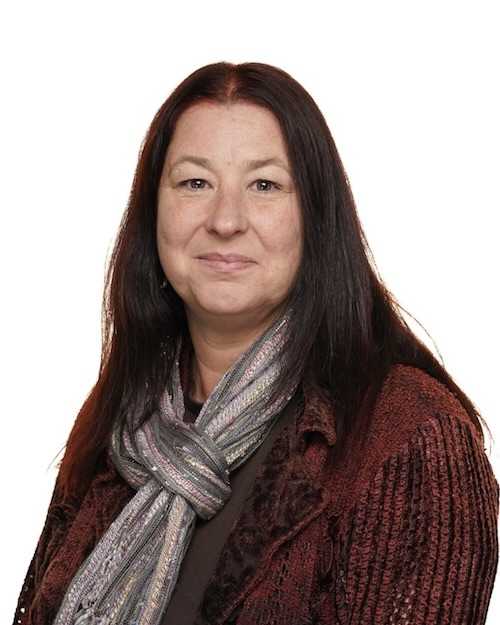 Rebecca Earnshaw
